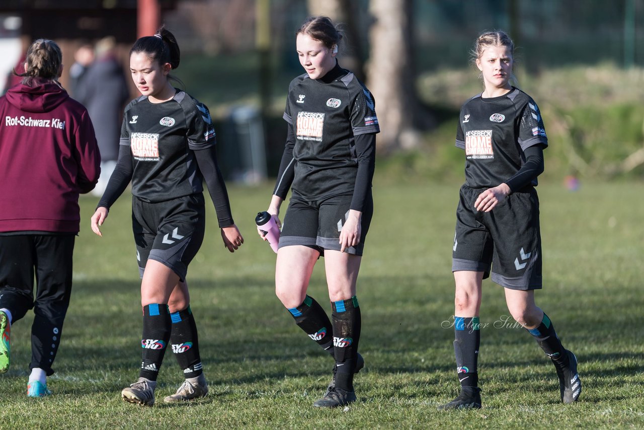 Bild 215 - F Rot Schwarz Kiel - SV Henstedt Ulzburg 2 : Ergebnis: 1:1